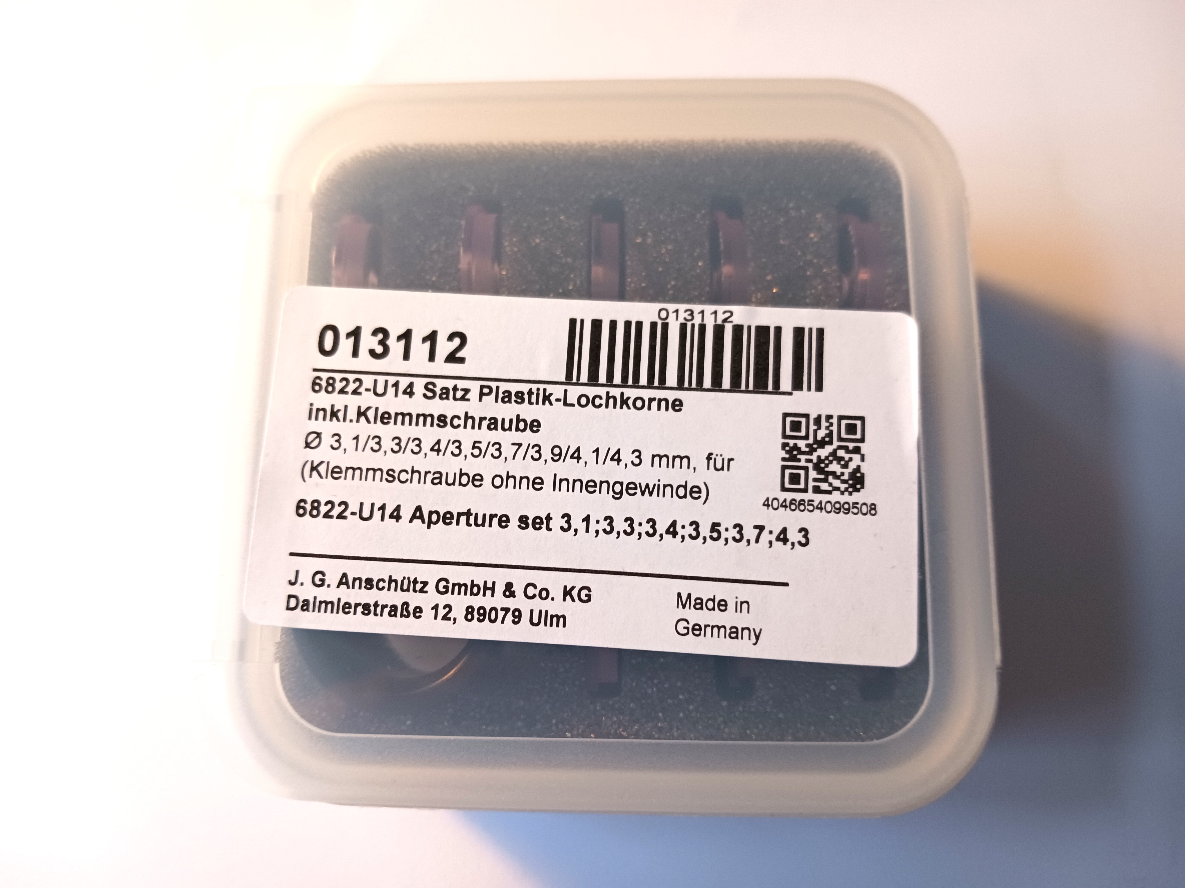 M18 - Set of plastic apertures 6822-U14