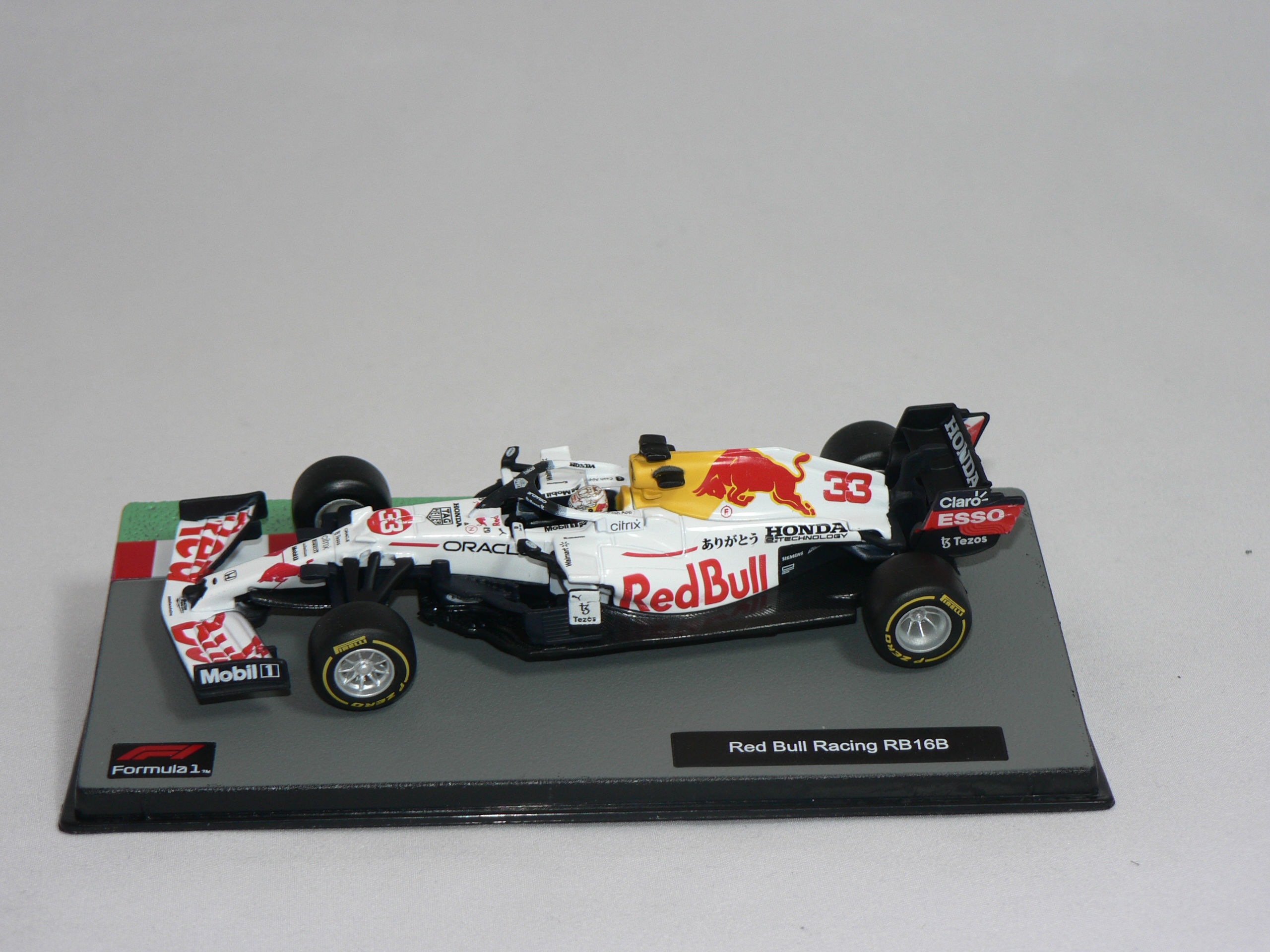 Red Bull  Honda  RB16/B  2021  Max Verstappen  1:43 Burago - 3