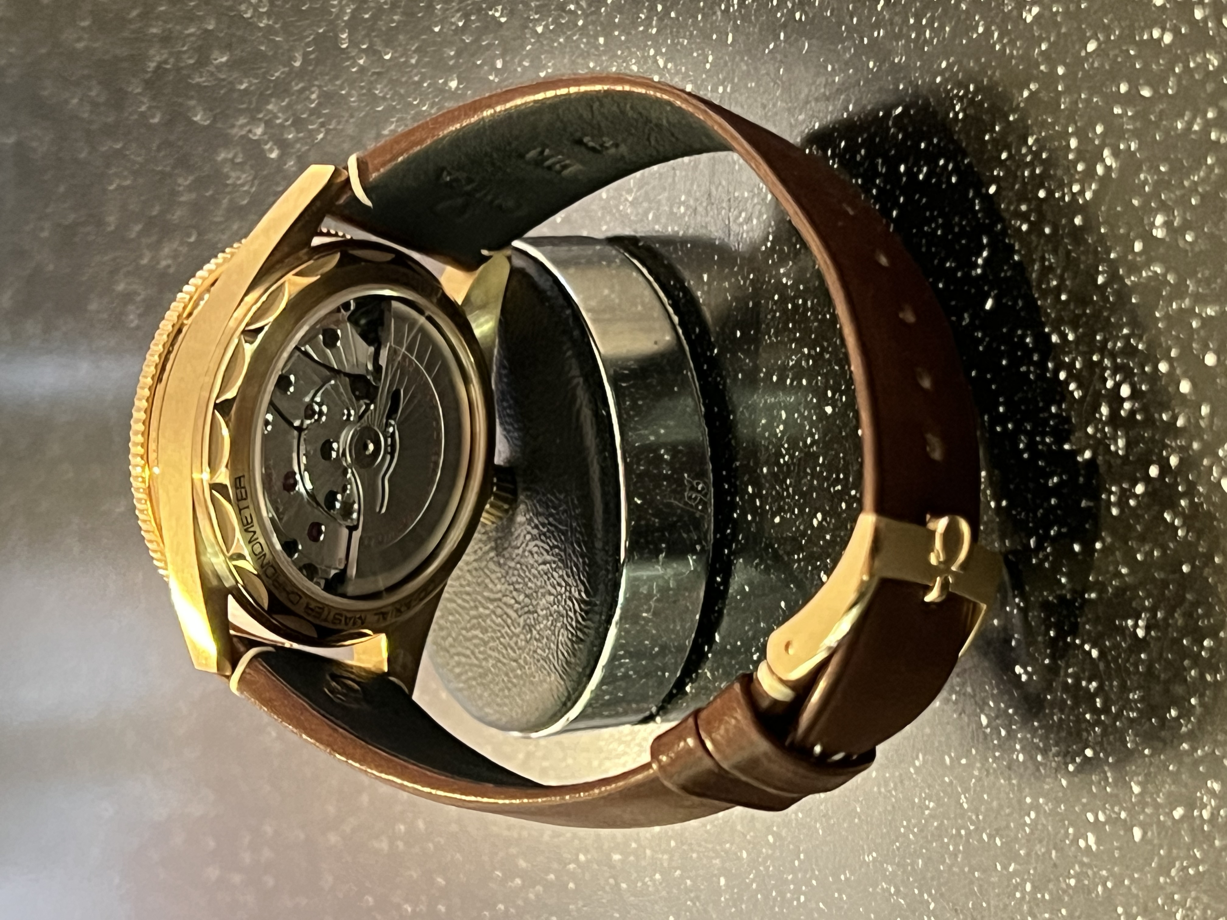 329.92.43.51.10.001 Omega Seamaster 300 Master Co-Axial Chronometer 41 bronsguld 9 k