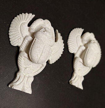  Egyptisk Skarabé i Alabaster sten