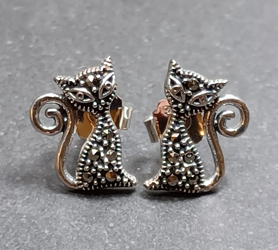 Sterling Silver Stiftörhängen med Katt