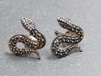 Sterling Silver Stiftörhängen med Orm