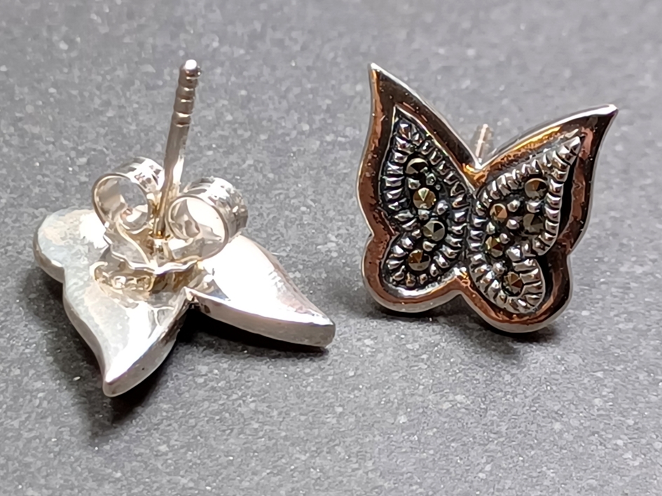 Sterling Silver Stiftörhängen med Fjäril - 2