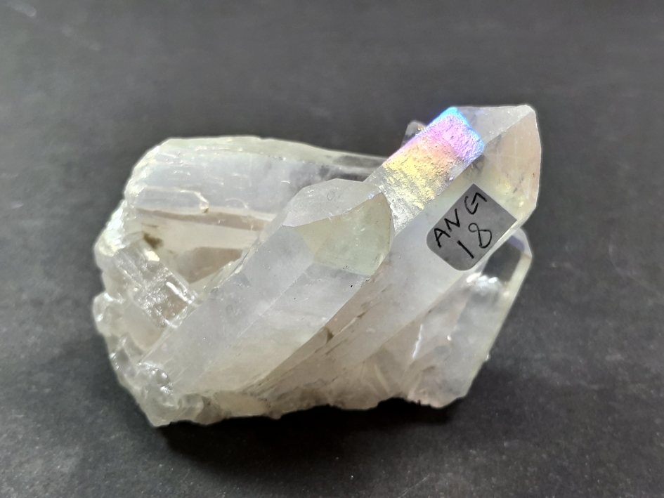 Angel aura kvarts kluster - AA+ kvalitet  - ANG18