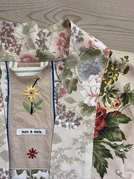 Mon & Amie Morgonrock "Kaprifol" ur kollektionen BOTANICA