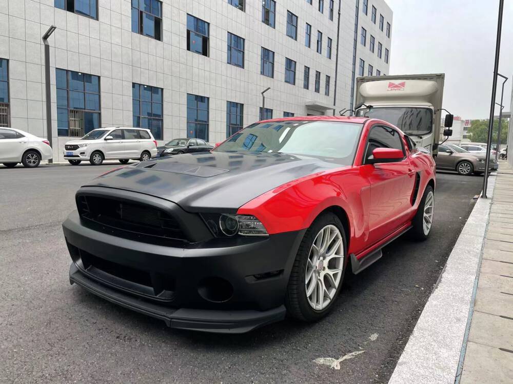 GT500 SHELBY Style Aluminum Huv - Olackad (MUSTANG 10-12 GT500, 13-14 All) - 5