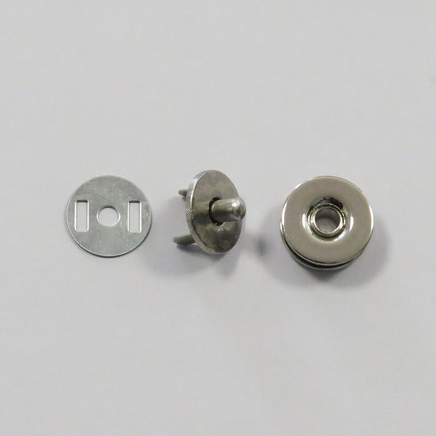 Väsklås, magnetiskt 20 mm, silver.