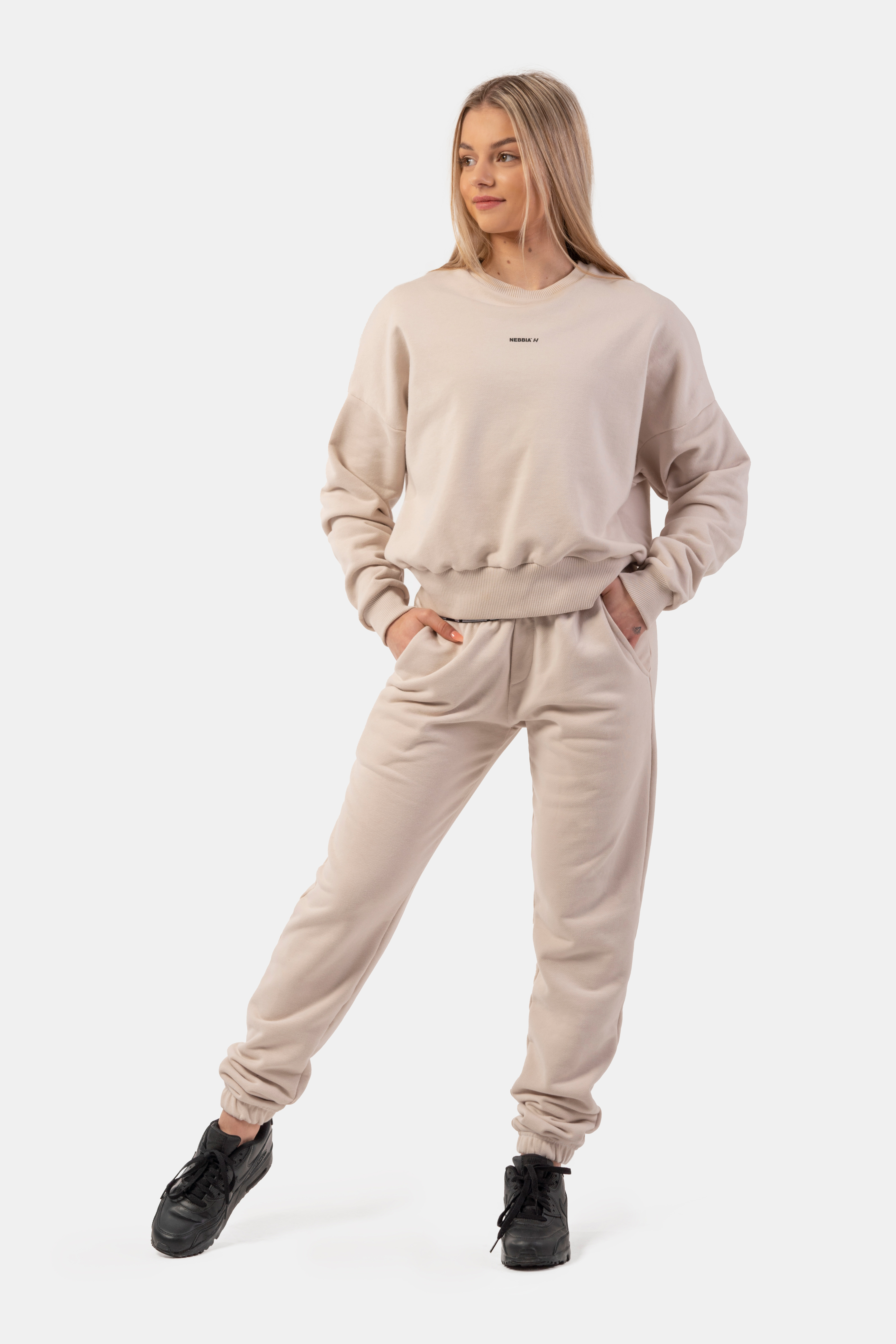 Iconic Mid-Waist Sweatpants, cream - 10