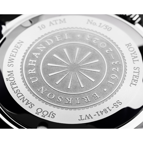 020869 SLUTSÅLD! Sjöö Sandström Royal Steel Worldtimer 41, Erikson Urhandel 100 år