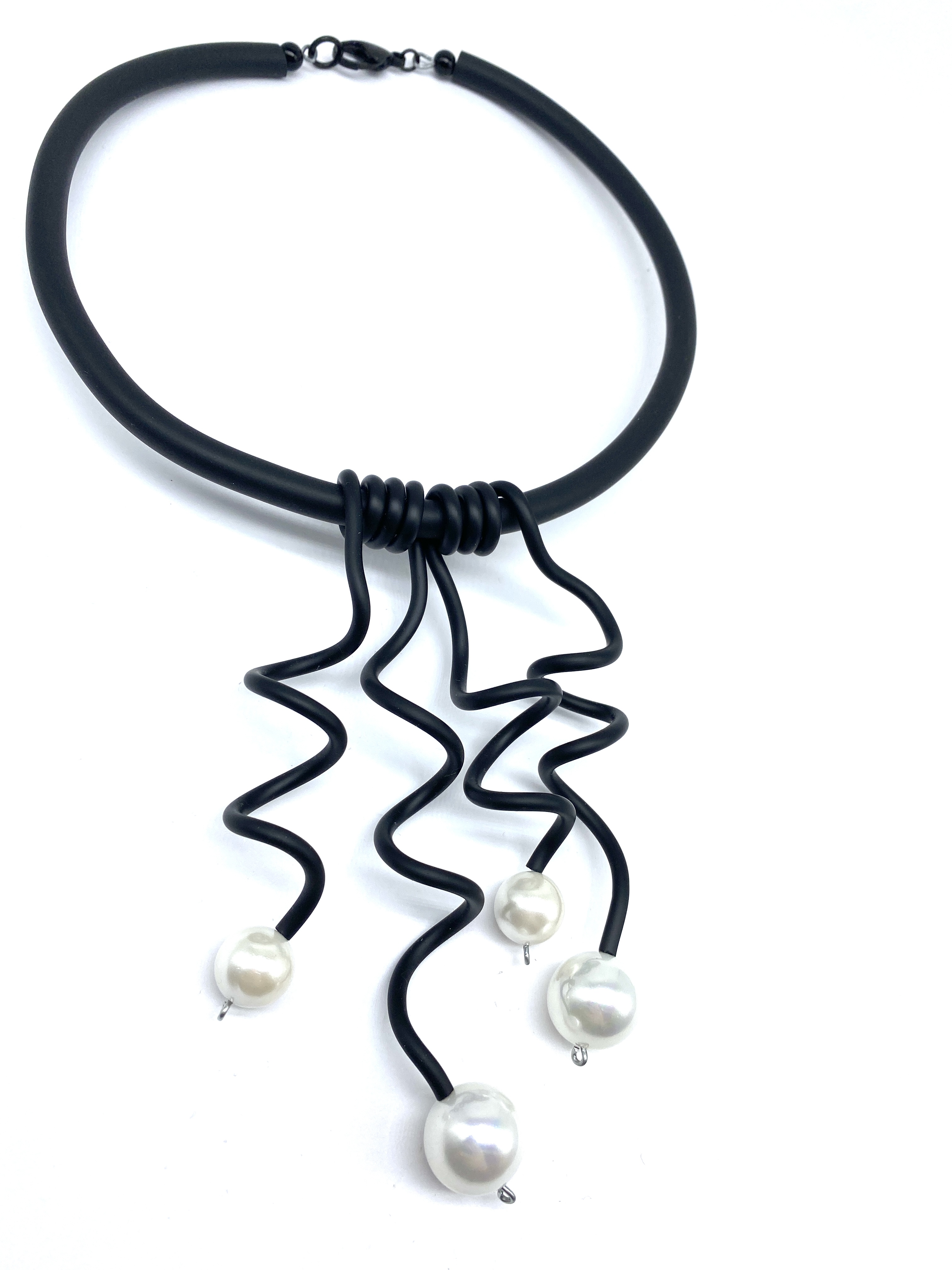 Necklaces Donatella White pearls