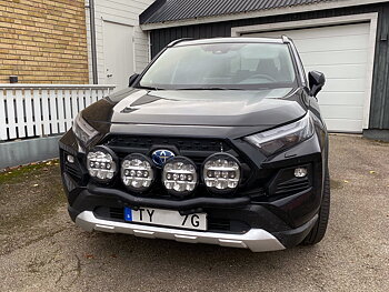 Q-LIGHT Toyota RAV4 19- / Adv. 22- extraljusfäste (extraljusbåge) för 4st lampor