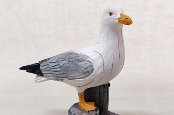 Great Black-backed gull on pole 16x13  cm