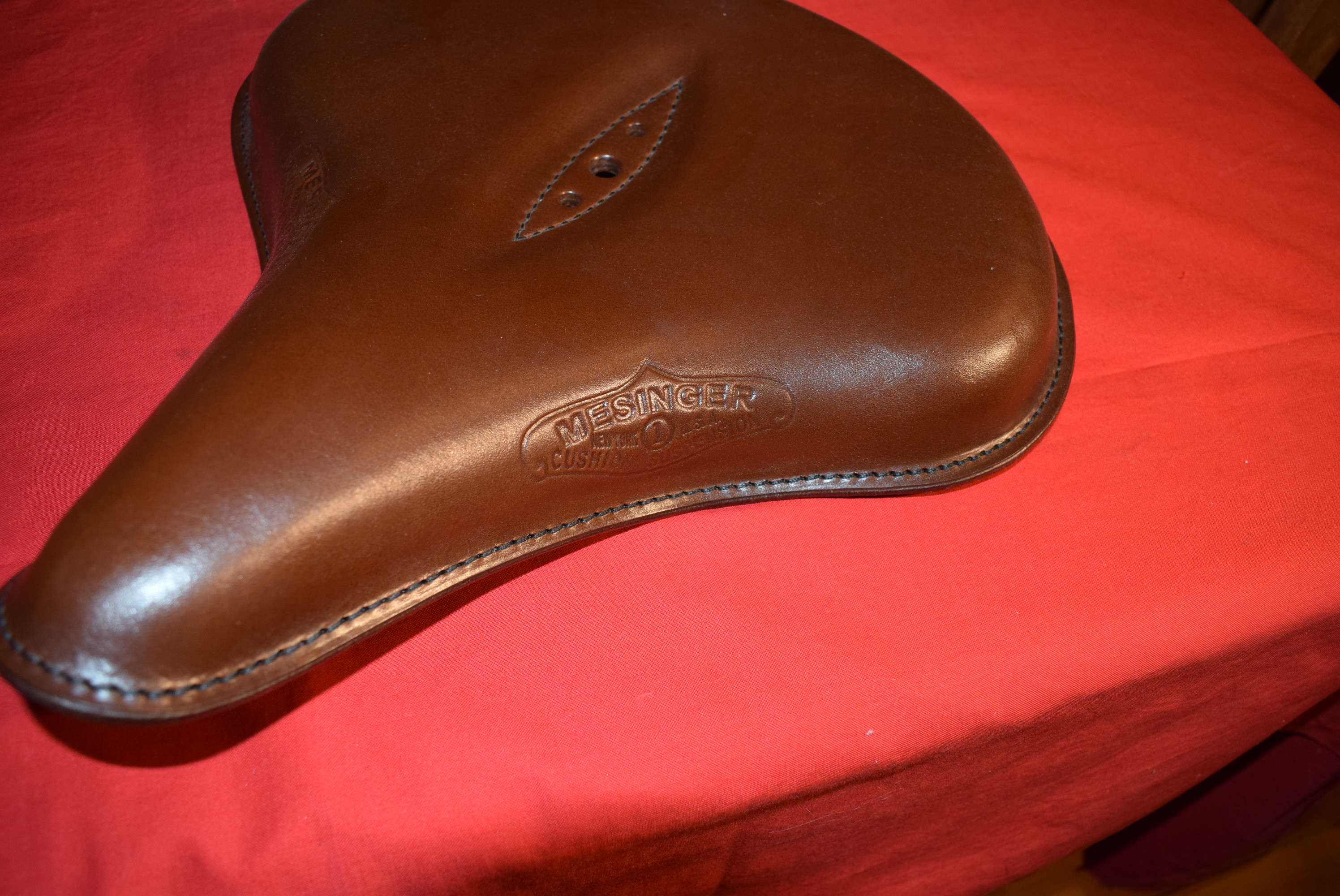 Seat Mesinger no. 1 Dark