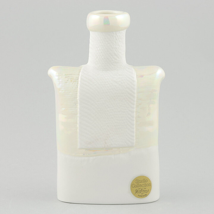 スザンヌ・オーレン  ホワイトのベース  (Vase) 15cm 1985年