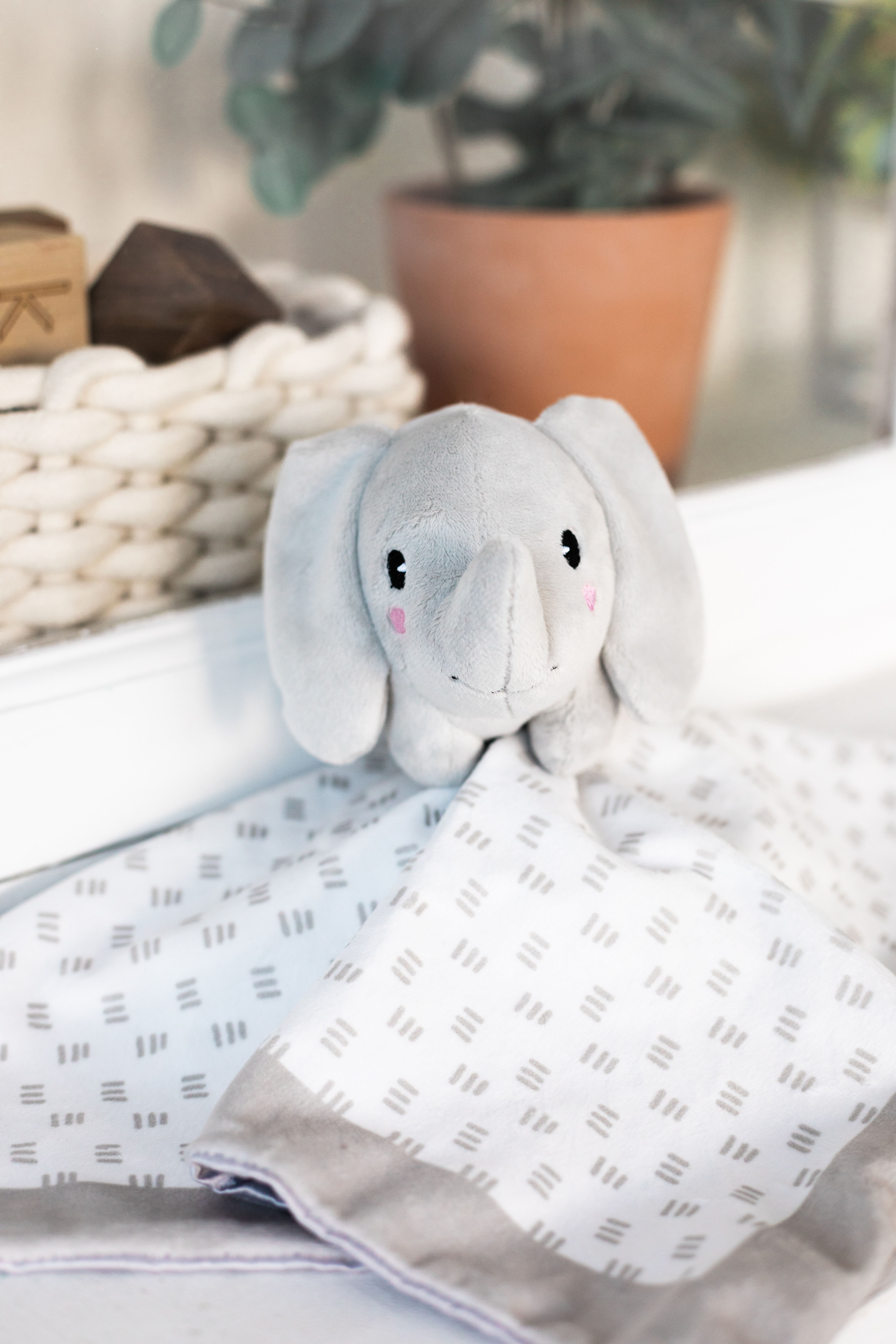 Elephant Lovey Blanket Gray - 6