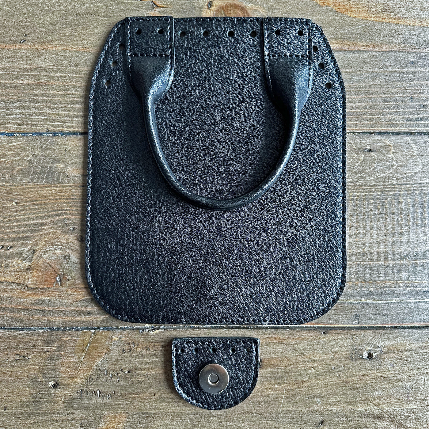 Lock med handtag & magnetlås till ryggsäck, svart