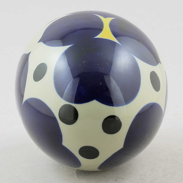 Sylvia Leuchovius (1960s) Blue Dotted Studio Egg 14 cm (2)
