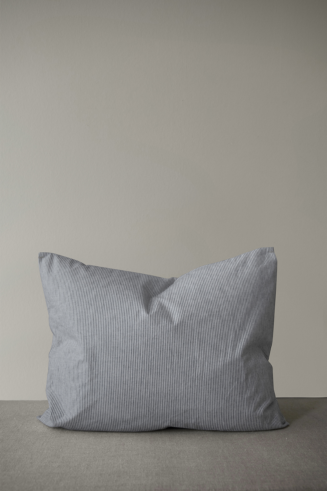Örngott 50x60 cm Stripe No.1 tunn flanell - 2