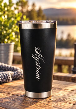 Resemugg med namn -  skrivstil