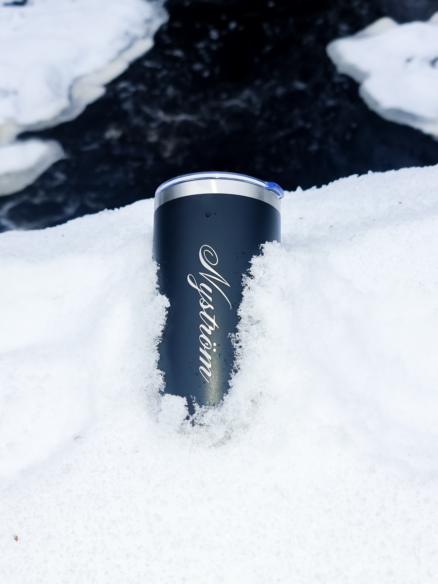 Resemugg med personligt namn skrivstil