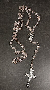 Radband i Glas  och Metall - Ljus Rosa