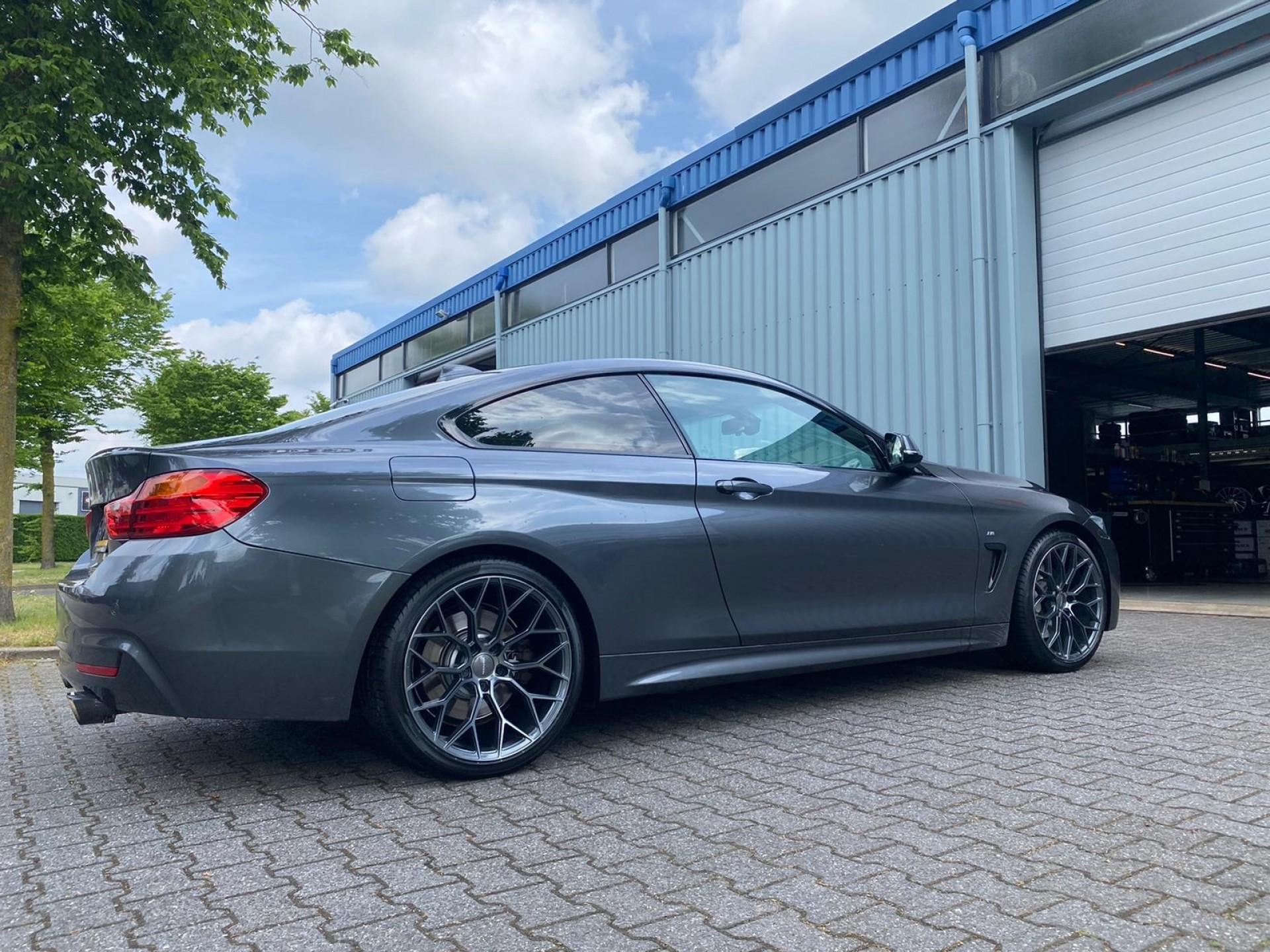 20" Veemann V-FS66 Gloss Graphite 5/112 - 2
