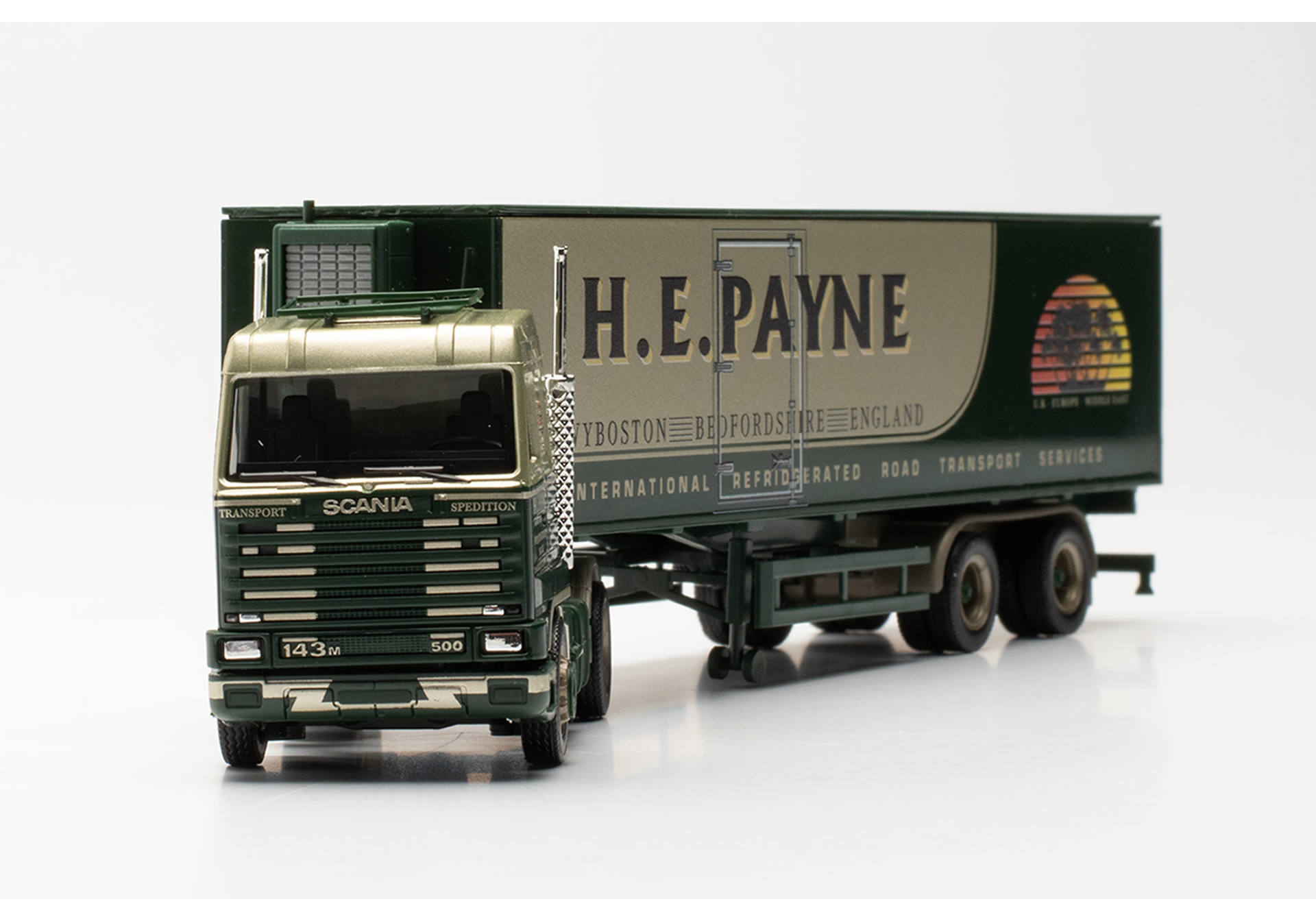 Scania 143 kyltr. 'H.E. PAYNE' (GB) - 4