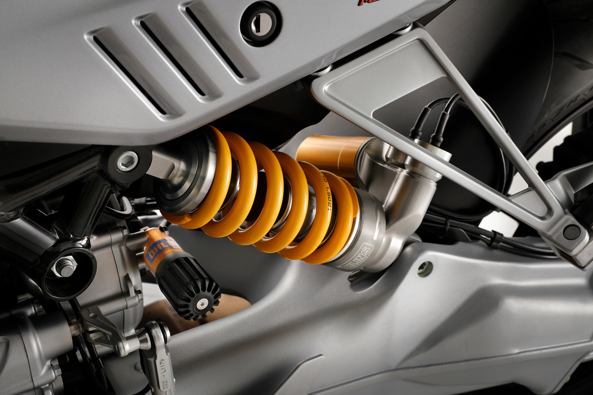 Moto Guzzi V100 Mandello S - 2023 - 7