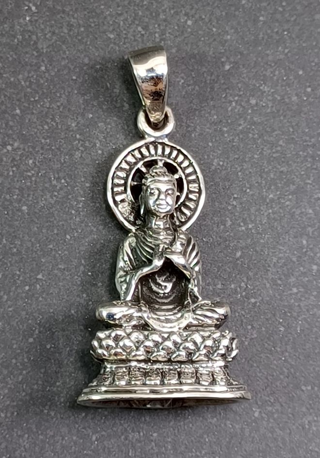 Buddha hänge i Silver