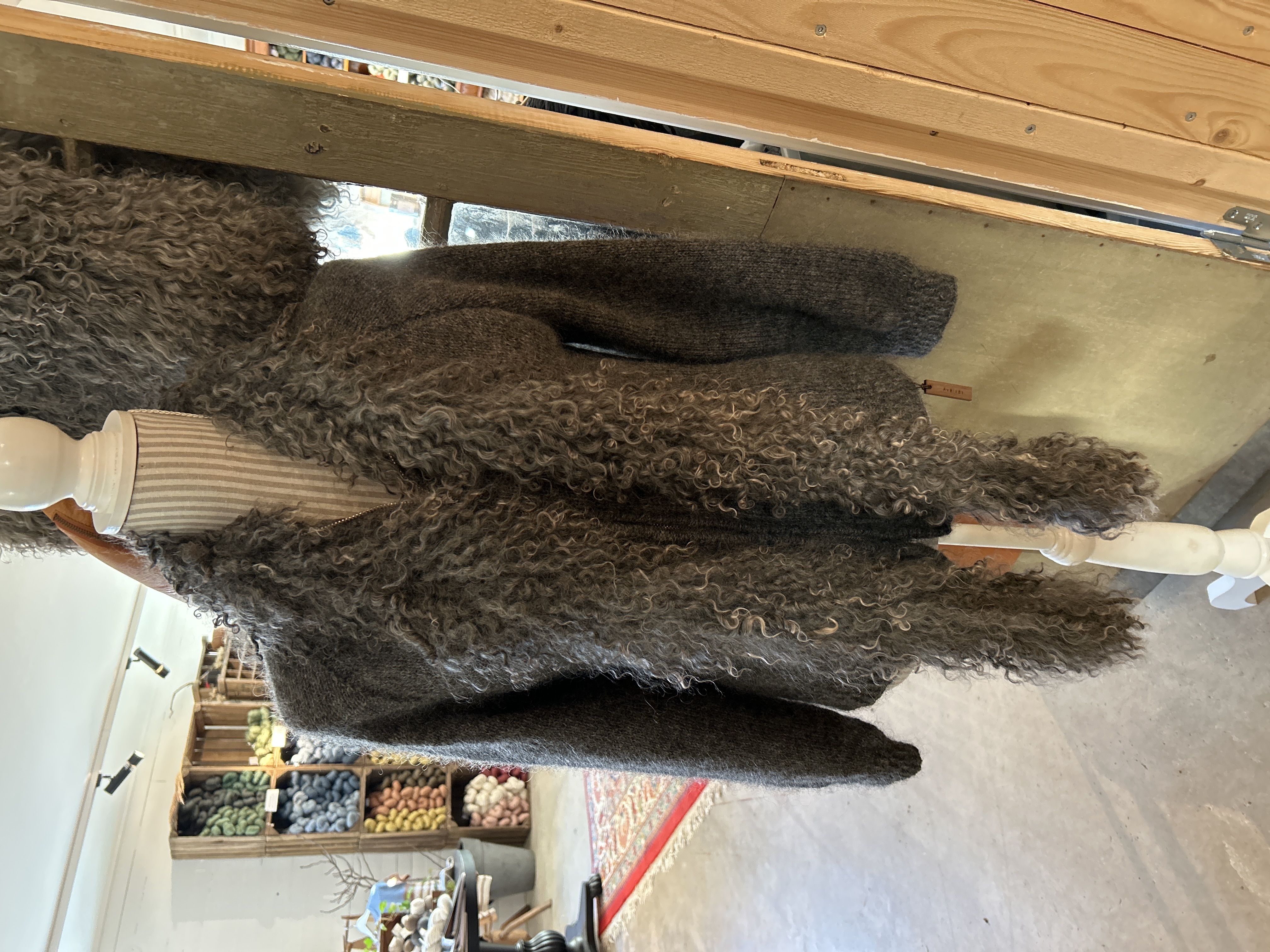 Sheepskin neck collar