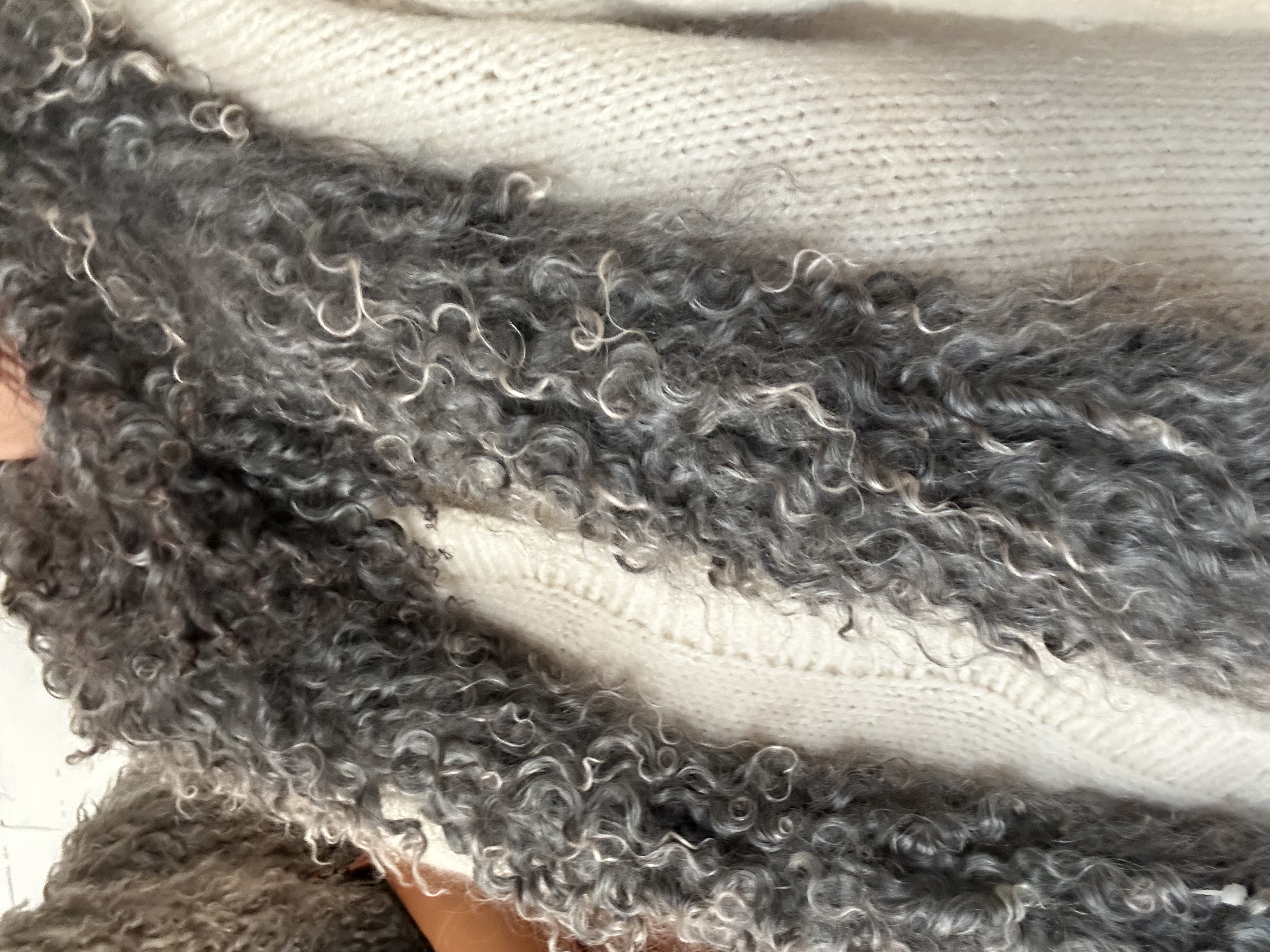 Sheepskin neck collar - 3