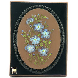 アイモ・ニェットボリ  Landskapsblommorシリーズ  フラックス (亜麻) の陶板  17cm  1974年  [サンプル画像]