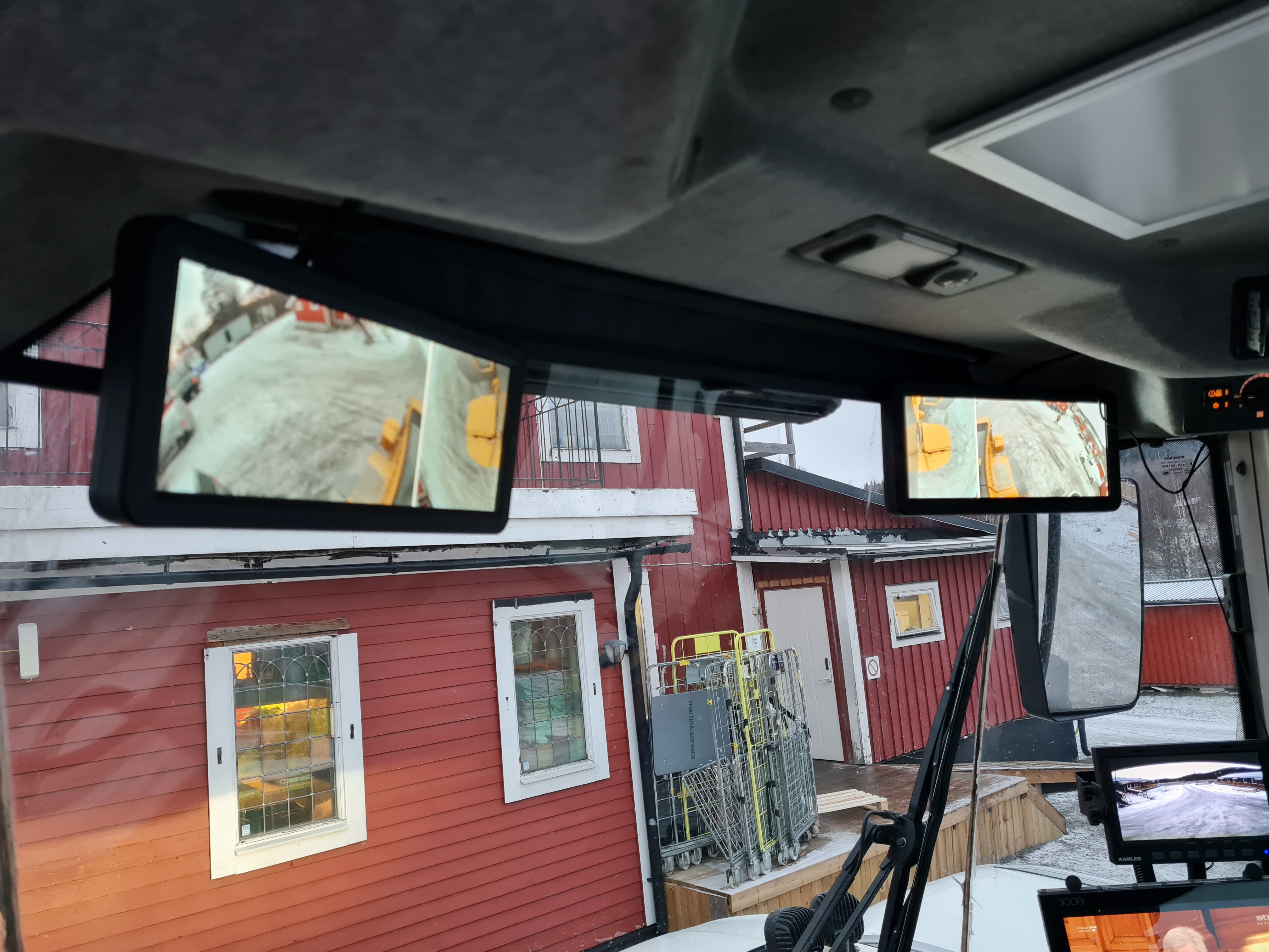 Digital Backspegel och Recorder för Lastbilar och Entreprenadfordon - GRIFFIN  |  Supravision - 2