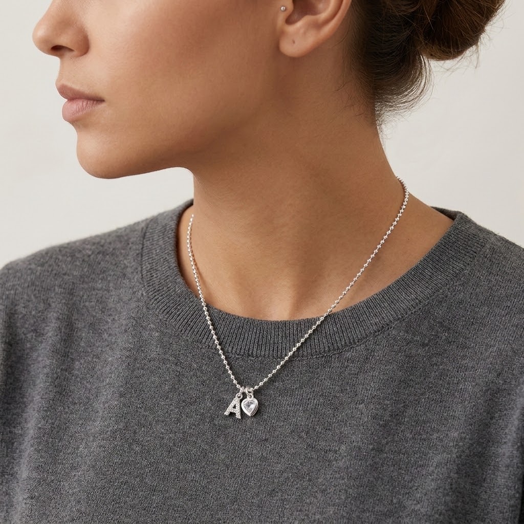 Bokstavshalsband med zirkoner & berlock - Silver - 3