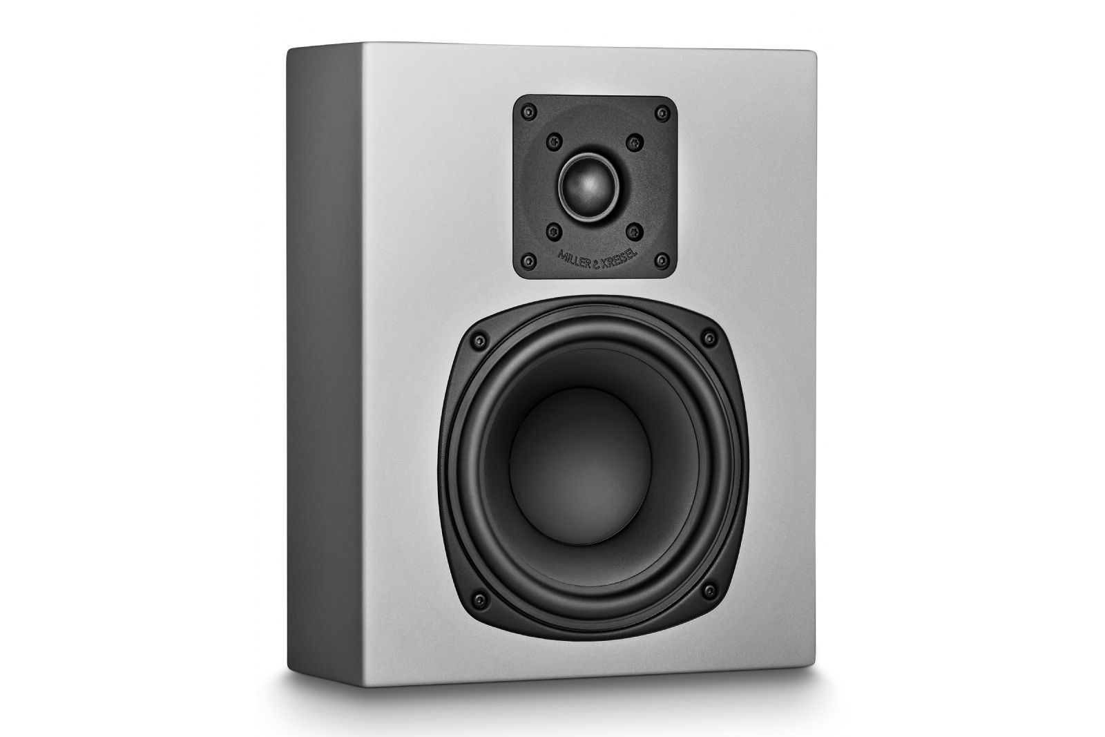 M&K Sound D95 - 2