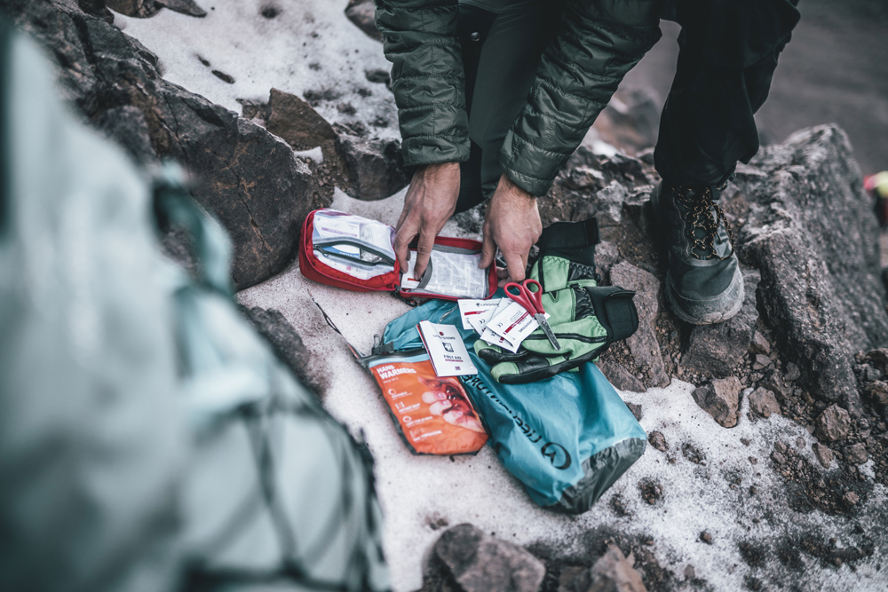 Litet första hjälpen-kit - LIFESYSTEMS Trek First Aid Kit - 7