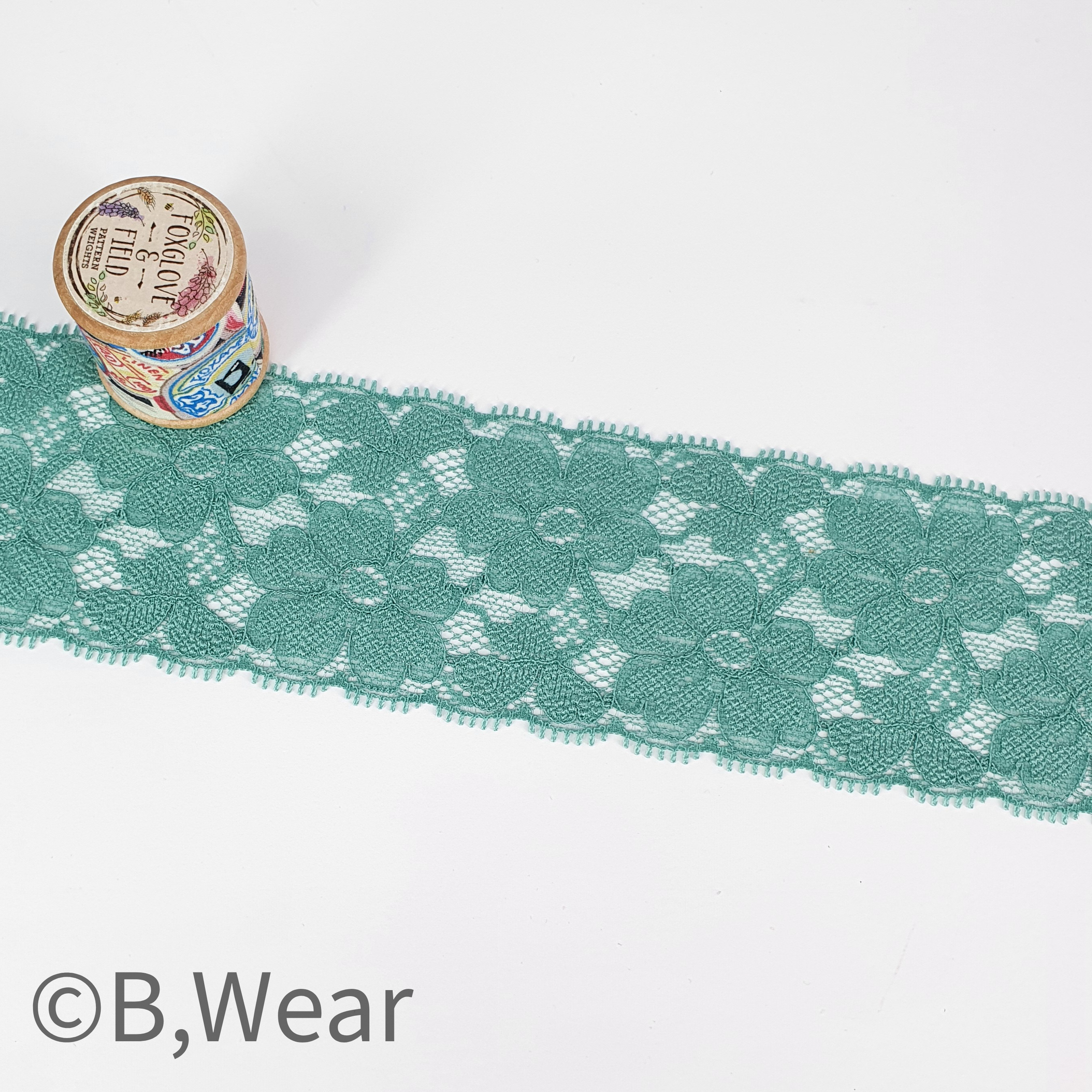 Soft stretch lace with flowers in Old Green 60 mm - 2