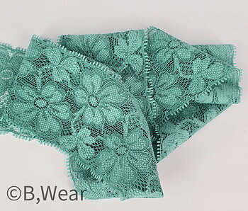 Soft stretch lace with flowers in Old Green 60 mm