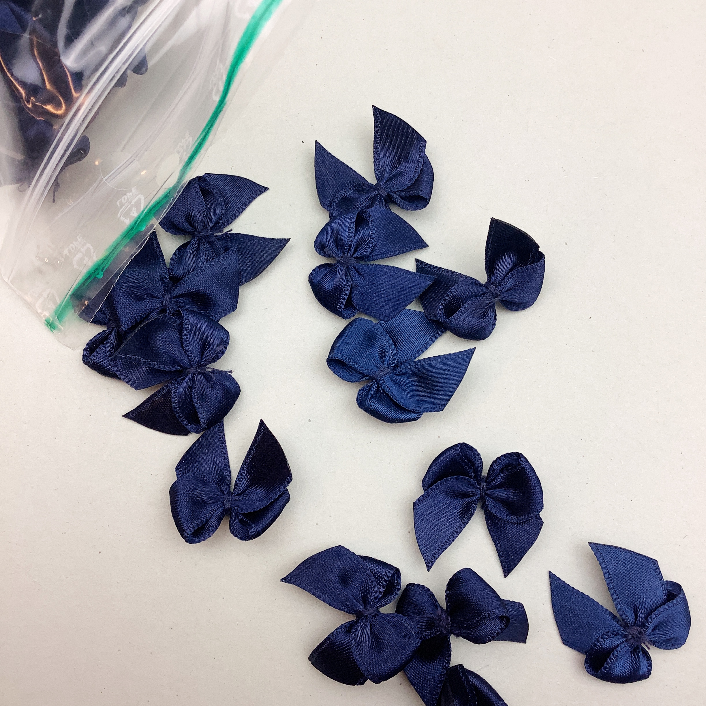 Decoration bow satin navy
