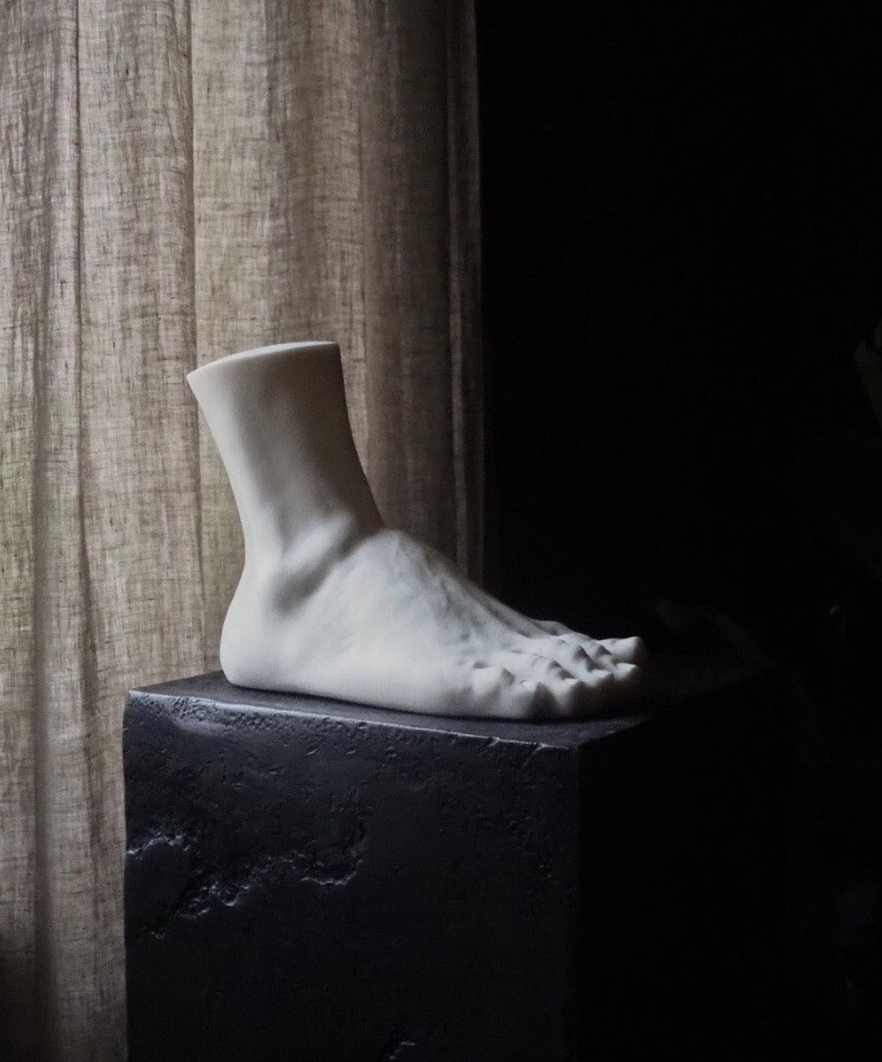 Decoration Foot white - 2
