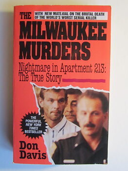 Milwaukee Murders: Jeffrey Dahmer,  Don DVIS