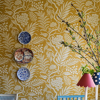 Tapet Cornucopia Ochre Långelid / von Brömssen