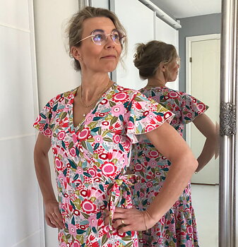 SLUTSÅLT Jerseytyg ekologisk bomull,  "Morning glory", metervara . 