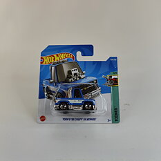 Hot Wheels HCT26 Toon'd '83 Chevy Silverado