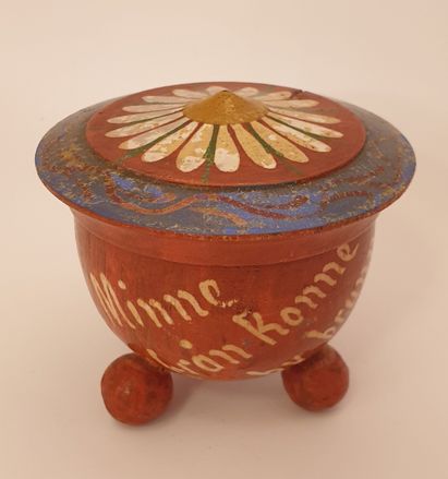 Ronneby well hand painted box