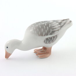 Niels Nielsen (20th Century) Goose  #1902  9/4 cm  [Sample Images]