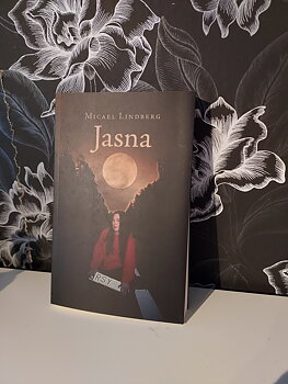 Jasna, Micael Lindberg