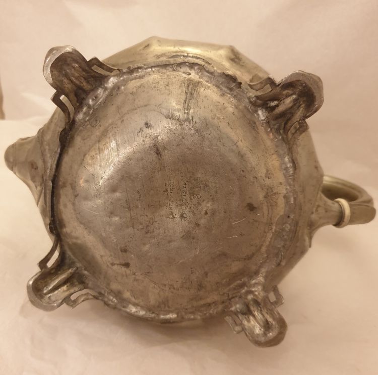 Tea pot England pewter 1800s - 7