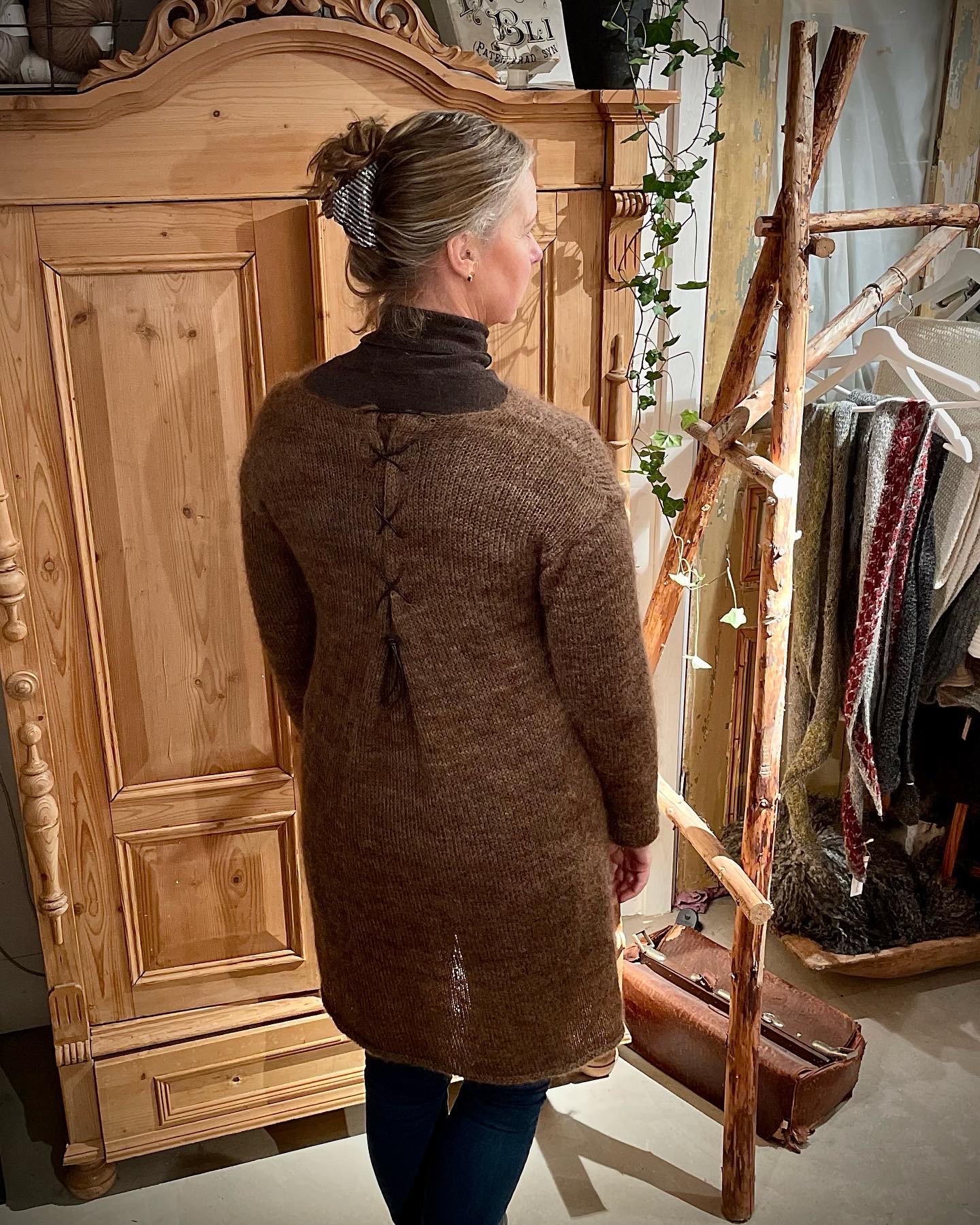 Long cardigan, hand knitted - 2