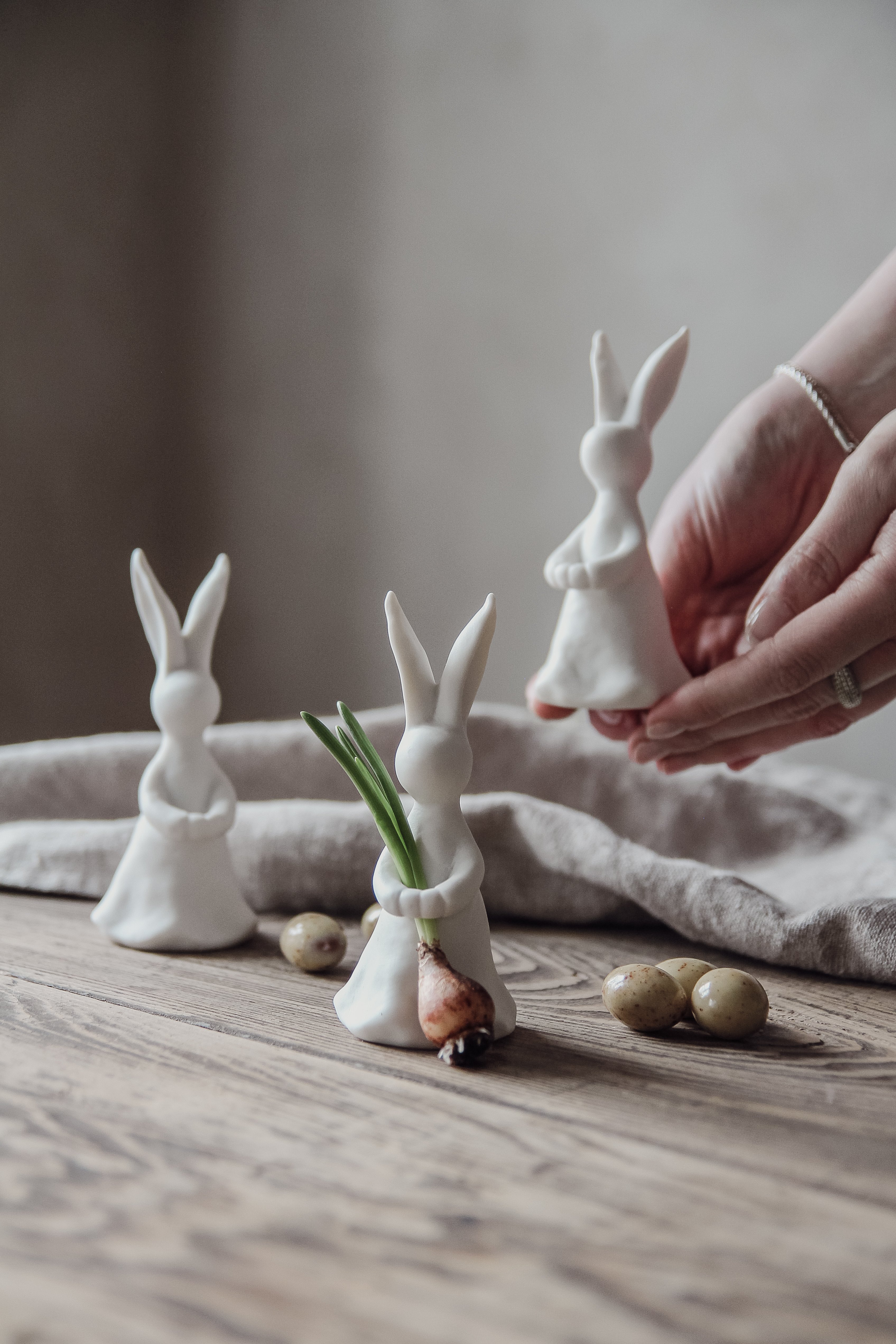 Kanin - Hare - Påskdekoration - Vit - Keramik - 12 cm - 11